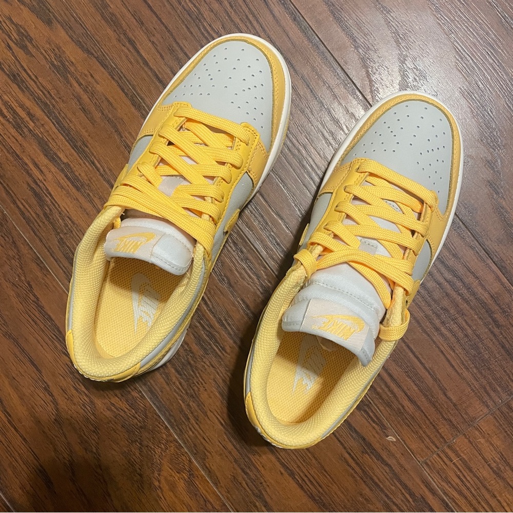 Nike Dunk Low “Citron Pulse” - Picture 4 of 5